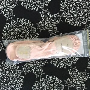 Pink Bloch Ballet Shoes Size 6
